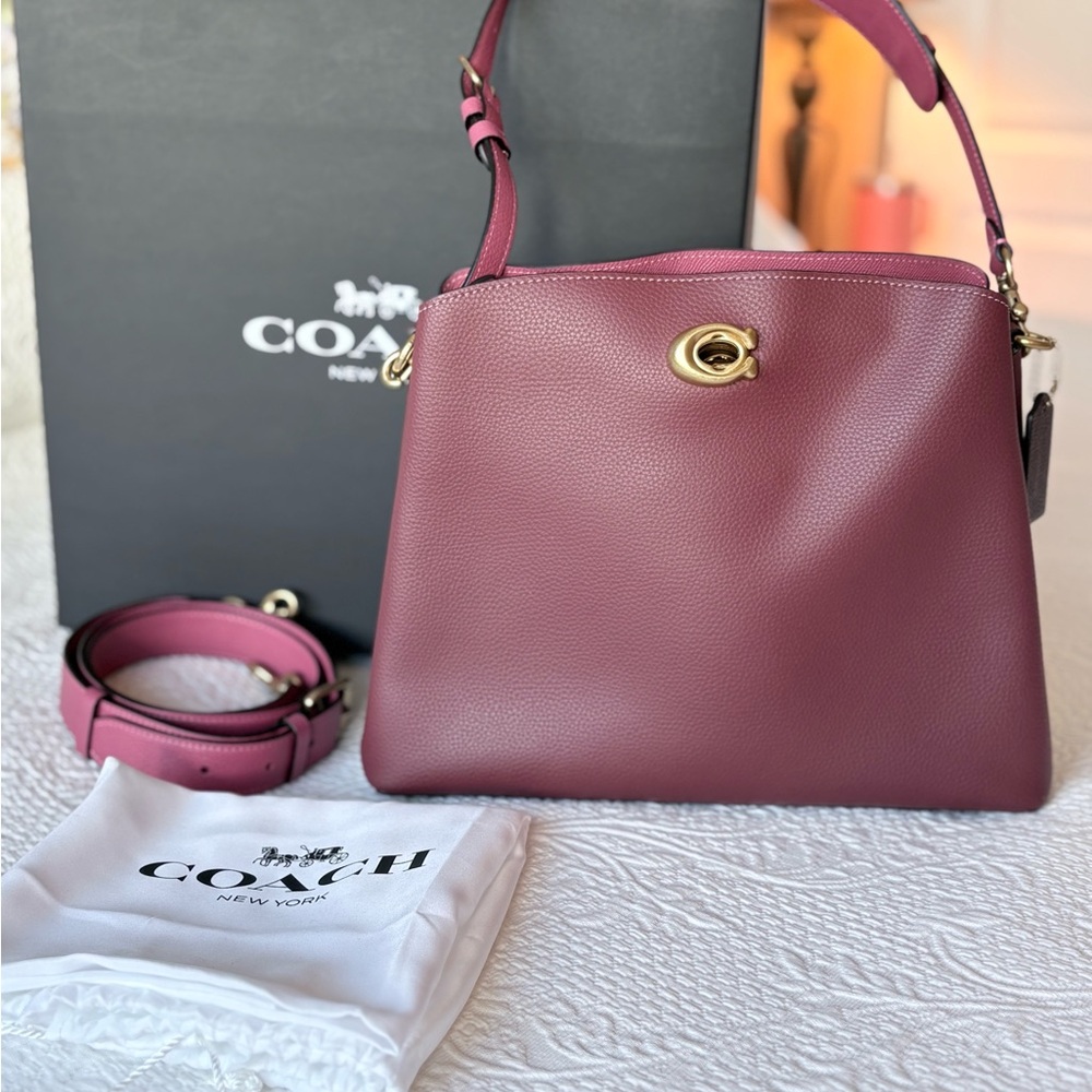 Coach Willow Shoulder Bag - Picture 9 of 10